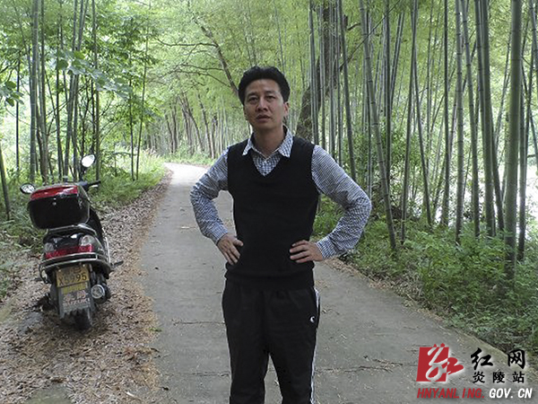 【教师节专题】一片丹心献教育 满腔真情育桃李