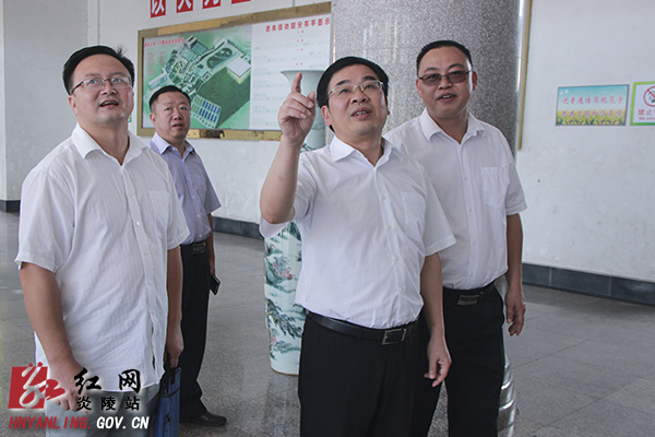 黄诗燕：尊师重教 把炎陵的教育事业办得更好
