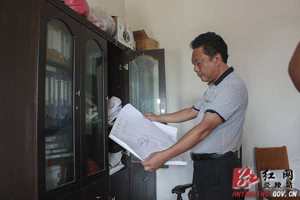 以优良作风为园区项目建设服好务——记中小企业创业园干部黄明辉