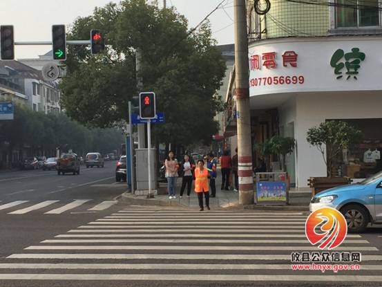 攸县编办开展文明规劝活动