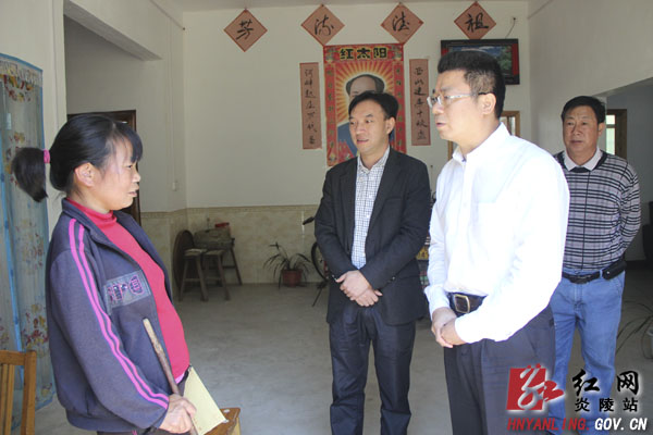 明确目标 强化措施 将各项扶贫工作落实到位