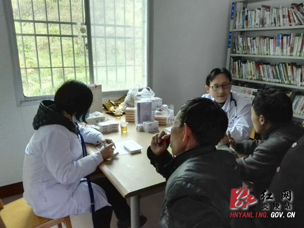 把扶贫与扶志相结合 助困难群众尽快脱贫致富