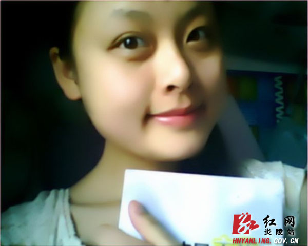 炎陵女诗人罗玉珍获市第五届“炎帝文艺奖”特等奖