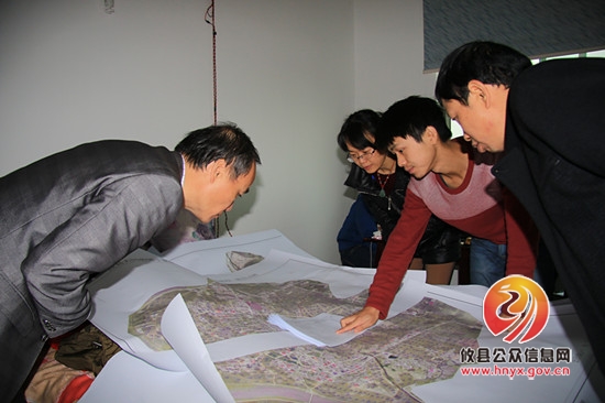 市经管处长袁晏松来攸县督查省级示范社建设和土地确权进度情况