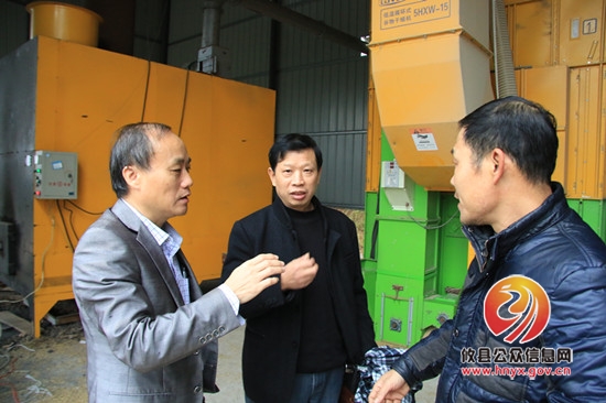 市经管处长袁晏松来攸县督查省级示范社建设和土地确权进度情况