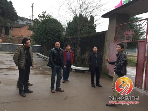 攸县法院帅团结一行走访莲塘坳镇枧头村
