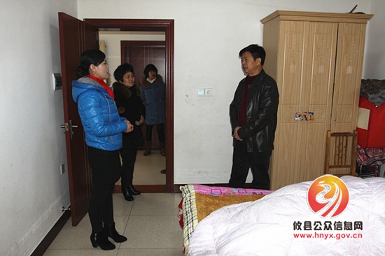 陈运发深入皇图岭镇敬老院调研工作