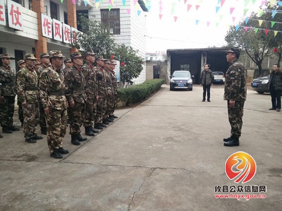 【送温暖】毛春良走访慰问驻攸武警官兵