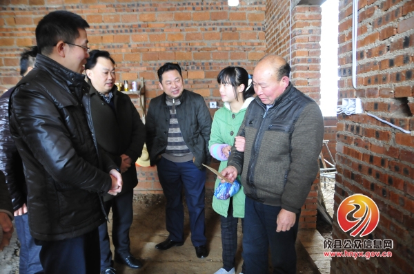 【送温暖】龚红果走访慰问丫江桥镇三峰村贫困帮扶对象