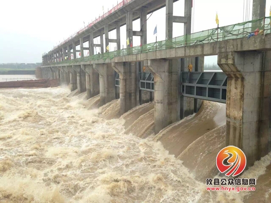 茶陵青年水库泄洪 洪峰今晚在我县过境