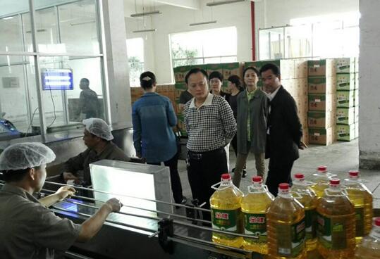 贯彻落实《食品安全法》 倾力守护“舌尖上的安全”