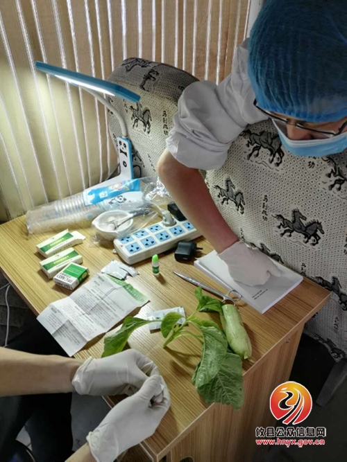 攸县市场和质量监督管理局开展食品安全宣传周活动