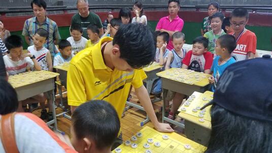 芦淞棋院举办六月亲子嘉年华活动