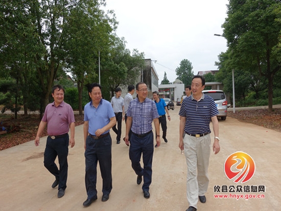 市人大常委会副主任、总工会主席王建之来攸县调研