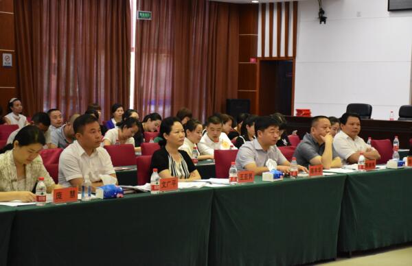 我区“两学一做”主题演讲赛迎来巅峰之战