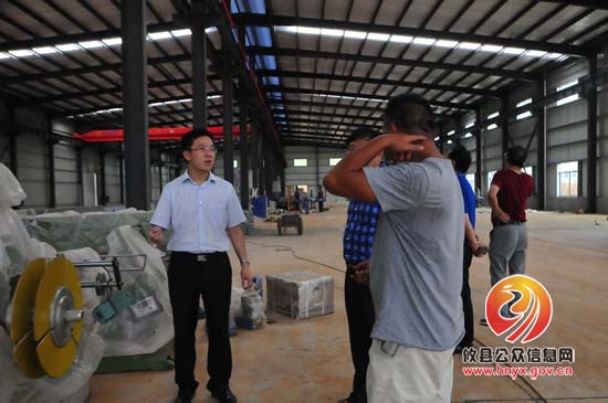龚红果督察工业园重点项目建设情况