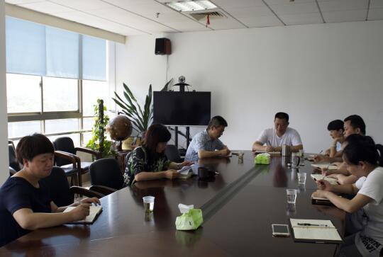 区民政局开展“两学一做”学习教育讲党课活动