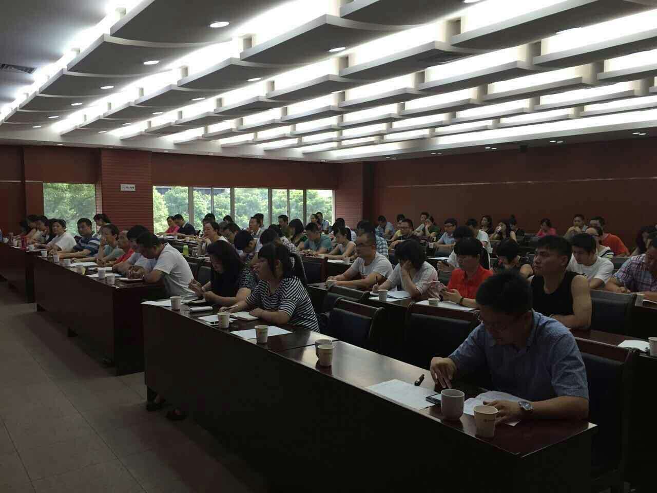 市信访局举办全市网上信访业务培训班