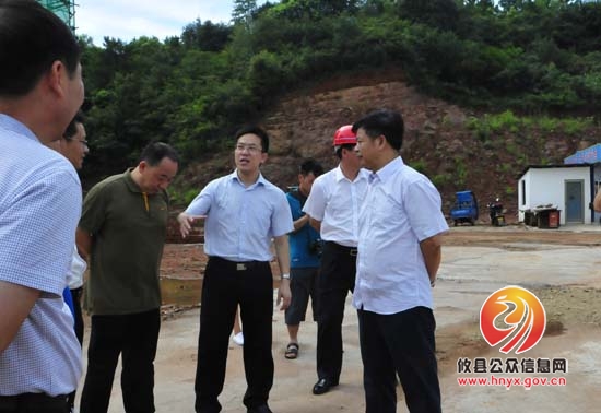 龚红果视察项目建设推进情况