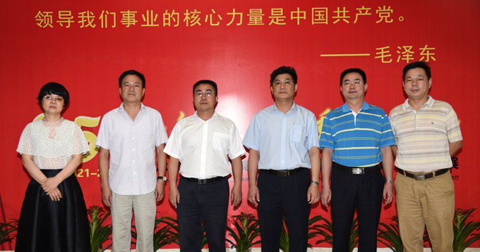 示范区开展“两学一做”第二次集中学习系列活动