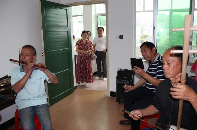 市老龄委一行视察白关镇省级居家养老示范点