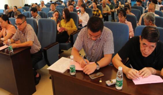 贺家土街道选举出席区第五次党代会代表大会胜利召开