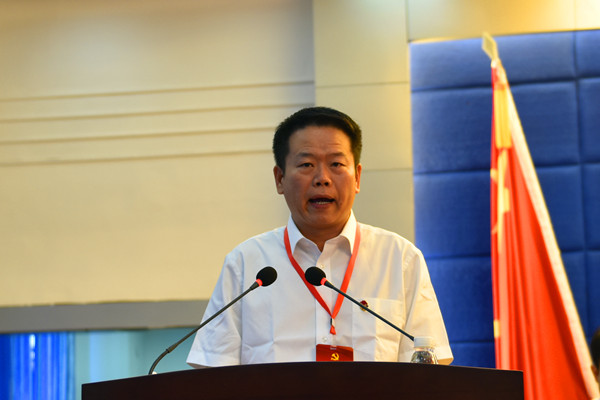 荷塘区第五次党代会开幕 邬凌云同志作大会报告