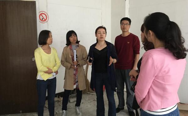市文体局视察结谷街社区文化家园建设情况