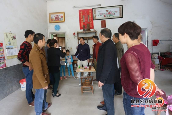 攸县皇图岭镇动物防疫站组织走访特困户