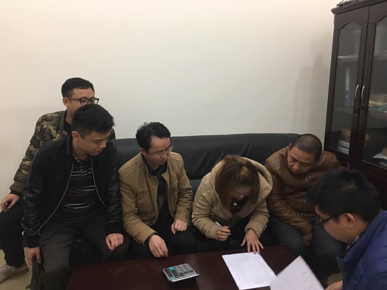 株洲市公共资源交易中心株洲县分中心“百日攻坚”征拆行动首栋拆迁合约正式签订