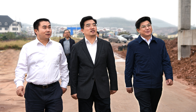 赖馨正来示范区调研党风廉政建设时要求抓住“四个关键” 把握“五个度”