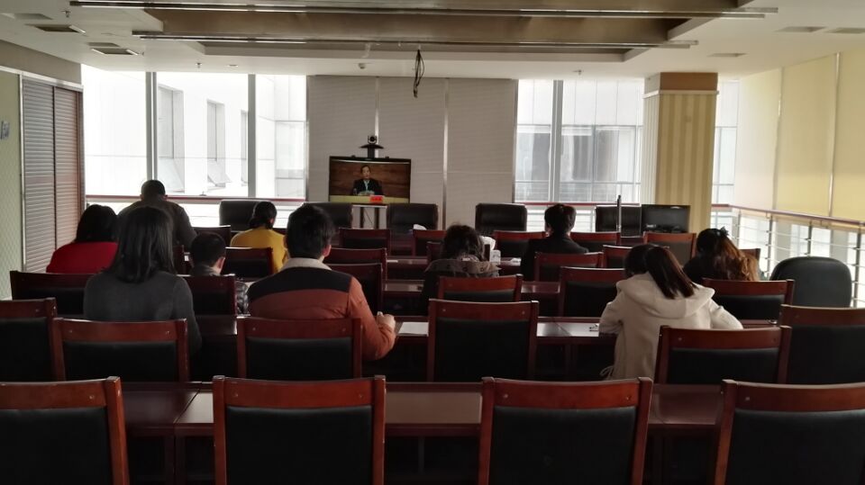 天元区民政局组织收看全省民政系统学习贯彻党的十八届六中全会、省党代会精神动员部署视频会议