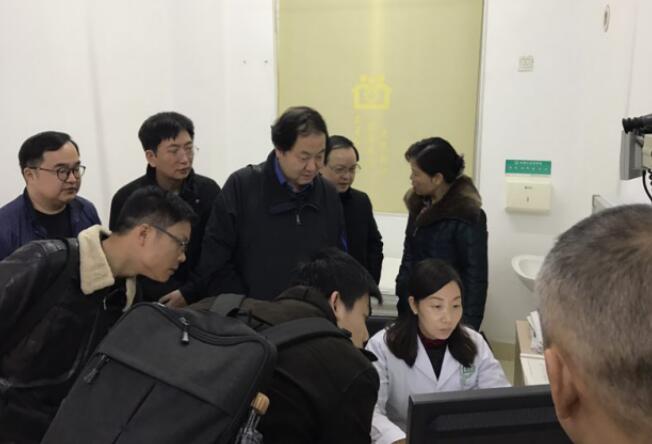 省卫计委督查指导芦淞区居民健康卡试点工作