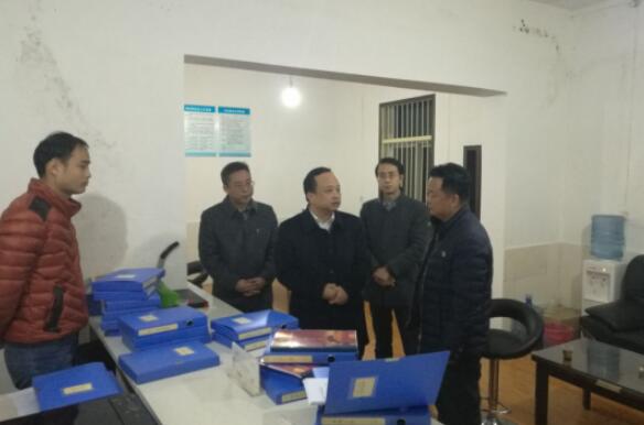 区长杨晓江一行到枫溪街道督查基层党建工作