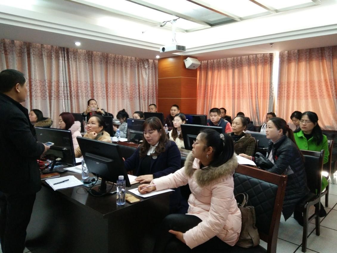 天元区农普办召开“三农普”综合业务及PDA培训会议