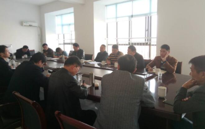 副区长姚艺组织召开江渌路下穿京广铁路框架桥工程调度会