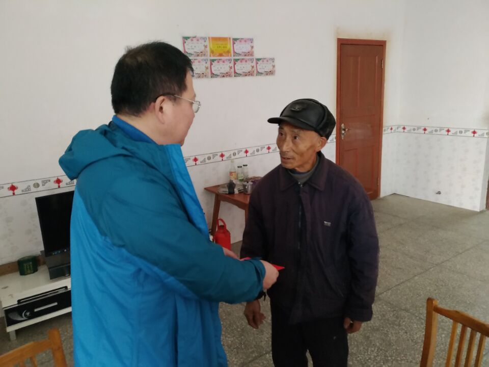深入茶陵扶贫点，积极献爱心