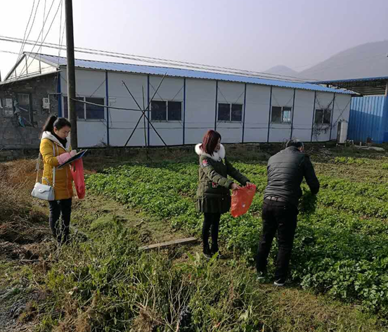 县农业局加大巡查力度 确保“两节”农产品质量安全