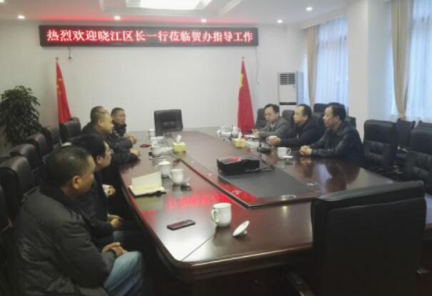 区长杨晓江一行到贺家土街道检查指导工作
