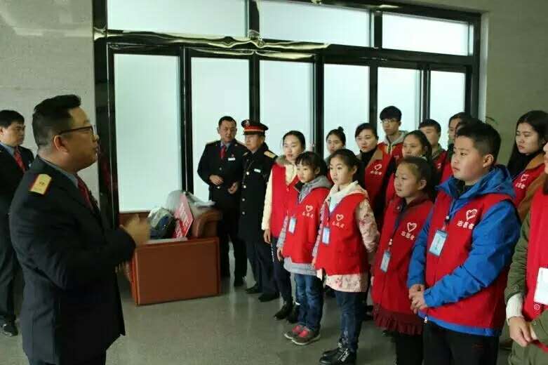 【新区青动】青春志愿行 温暖回家路 | 您的好友区青年之家高铁青服站今日已上线
