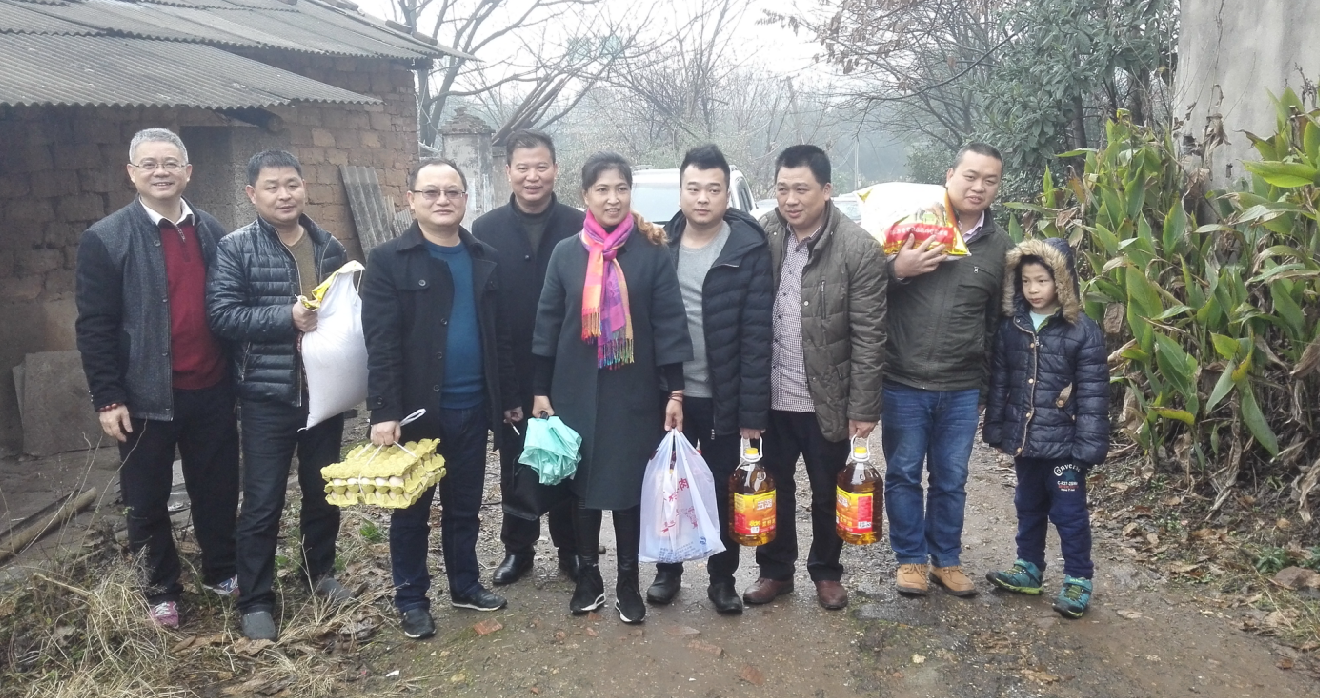 致富思源，回报社会 ——天元区非公经济代表人士积极开展春节期间慰问困难群众活动