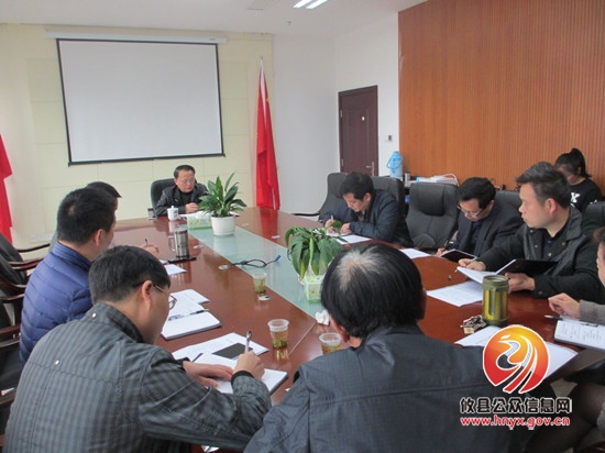 县供销社学习贯彻全县“五区”大会战暨“三个年”活动会议精神