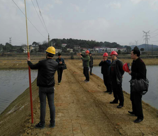 县经科局开展联合行动整治电力安全隐患