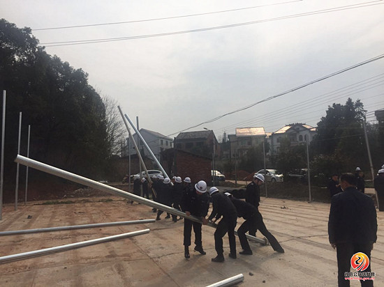 县拆违办：严打顶风违建，见之就拆