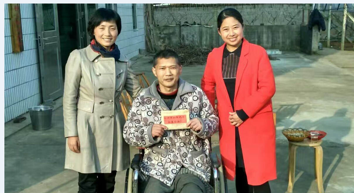 株洲市妇联走访慰问困难家庭