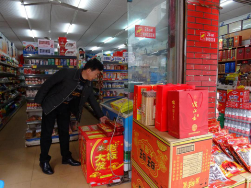 龙泉安监组织节后烟花爆竹非法经营突击检查专项行动