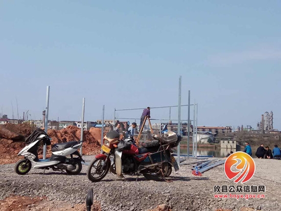 县拆违办：自行拆除违章建筑，控违工作见成效