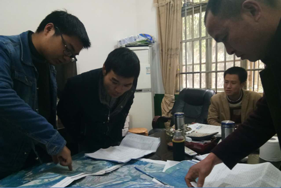区农村工作局赴白关检查承包地确权登记颁证工作