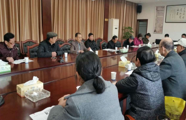 县交通局召开离退休老干部座谈会