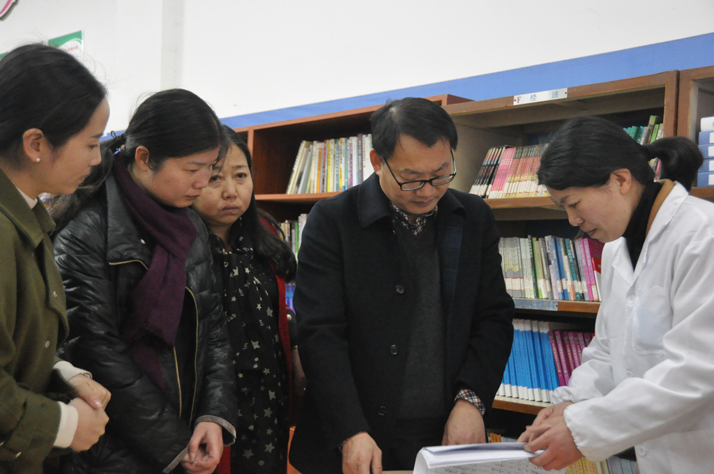 天元区银海学校迎接省卫生监督检查